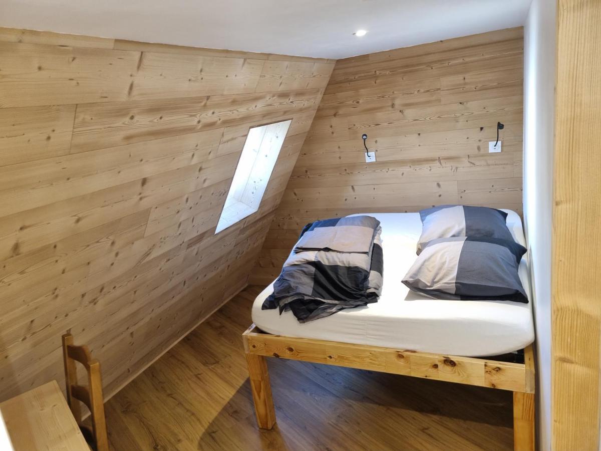L'Ourson Apartment Лес дьо Алпс Екстериор снимка