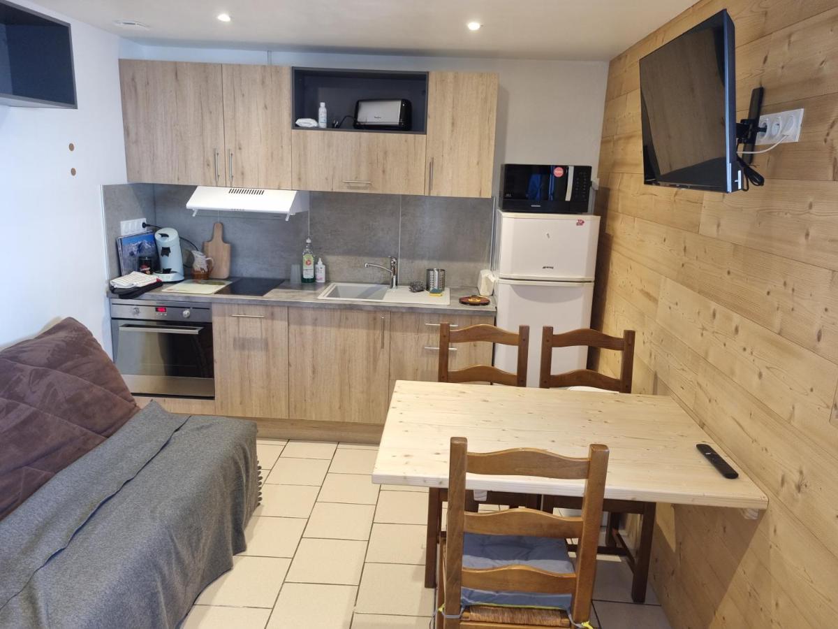 L'Ourson Apartment Лес дьо Алпс Екстериор снимка